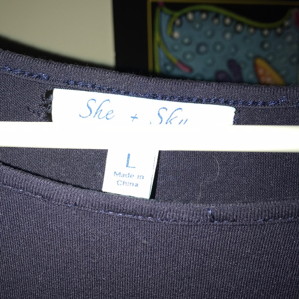Tops - Picture 3 of 3